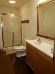 Historic Hardware Inn with River Views: Suite 103