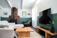 2 Bed/2 Bath Home, 50 Minutes to the Yosemite Valley Entrance