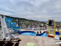 Memories are made here! Stormy Point Village is all about family vacations. Hotel a Sunset Cove Township