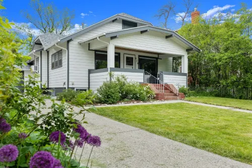 NEW Charming 3bedrm Bungalow on Beautiful Street