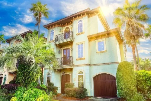 Italian Villa · 200 steps to beach · Free cruise tickets · Pool views · Pets OK!