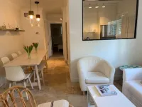 Key Biscayne 1 bedroom walk to Beach & town