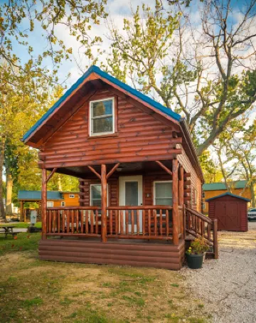 Charming Lakeview Cabin Near Geneva-On-The-Lake, The Perfect Getaway!