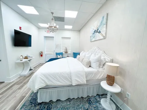 King Size Suite located in Downtown Ocean Springs