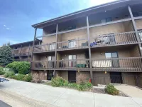 Fun condo, Pineview Reservoir, powder mountain, lrg 2 bedroom.