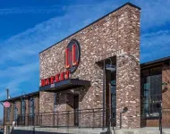 Chic Nashville studio 6mi Vanderbilt, 7mi Broadway, 15mi BNA, Pet Friendly! Hotel in zona Chaffin's Barn Dinner Theater