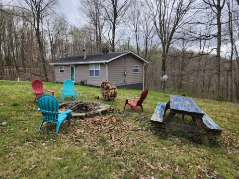 Take it easy at this unique and tranquil getaway in the zaleski state forest.