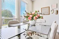 New Elegant & Private Retreat - Spotless, Spacious, Great Central Boise Area - Boutique