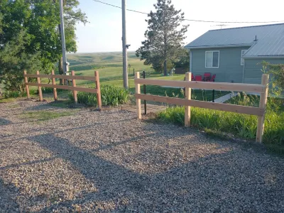 LITTLE PALACE ON THE PRAIRIE. THE BEST KEPT SECRET!!