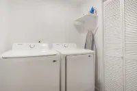 Newly Remodeled Walkout Basement w/ Private Entry, full kitchen, private W/D