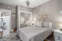 ♥ Cozy historic 3BR w/ bridge view! Sleeps 7 ♥