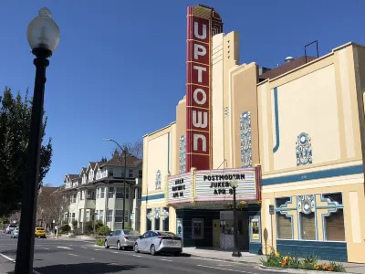 'De Mar House'- Historic Victorian Residence "Stroll Downtown Napa Hotels near Artesa Vineyards & Winery