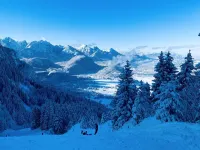 Vacation Apartment with a View of the Mountains and Neuschwanstein Castle فنادق في شوانجاو