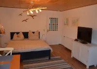 Beautiful, very quietly located vacation apartment between the Baltic Sea and the Bodden with sauna - Wifi