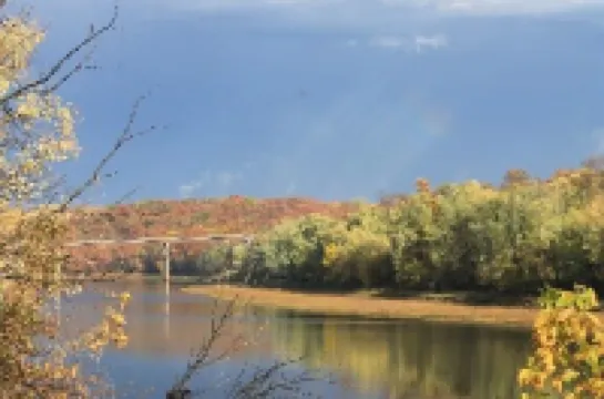 Great Cabin on Osage River in Tuscumbia, MO
