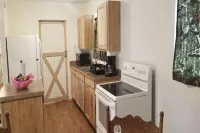 The Red House-Ten minutes to San Augustine boat launch at Sam Rayburn Lake