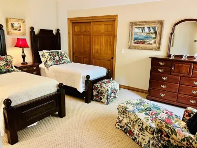 Great Family Castle Peak Ski Home Hotels near Field edwards turf field #8