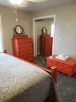 Beautiful Newer Park/Lakefront home!