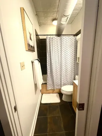 Luxury Downtown JB Condo-Designated Parking!