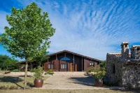 Self catering Los Castillos Agroturismo for 11 people 콘수에그라 성 주변 호텔