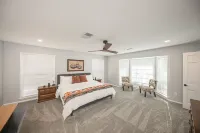 Welcome to Twin Oaks Oasis