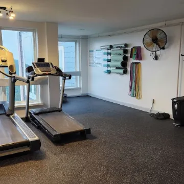 Mtn Lodge - 1st Floor - Mtn Views - Pvt Parking!