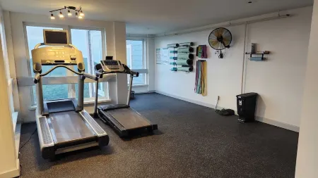 Mtn Lodge - 1st Floor - Mtn Views - Pvt Parking!