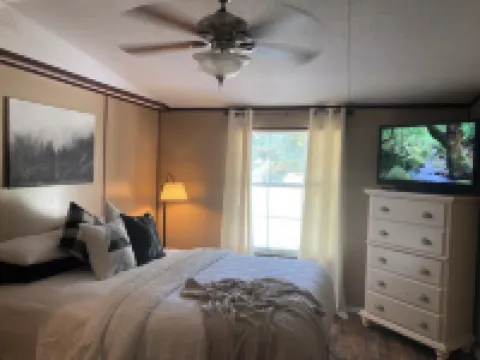 Conveniently Located ~ WiFi ~ Central Heat & Air Hotels in Stanton