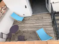 Studio Avec Piscine Hotels in Orgon