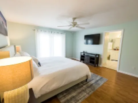 Skyline Breeze - Minutes from downtown Jensen Beach Hotels in Jensen Beach