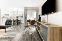 Perfect Arlington, Stadiums, Six Flags, and World Cup, Free Parking Location