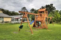 On Mountain Time Condo w/ Hot Tub, 2 Pools, Balcony & Mountain Views