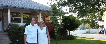 Natures Best Modern - Amazing GETAWAY, 2- Person LED Shower, 75" TV, King Bed Отели в г. Орем