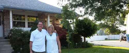 Natures Best Modern - Amazing GETAWAY, 2- Person LED Shower, 75" TV, King Bed