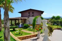 EUGENIO VILLA WITH PRIVATE POOL