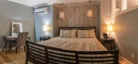 Downtown luxury, full amenities with parking - 4-Star