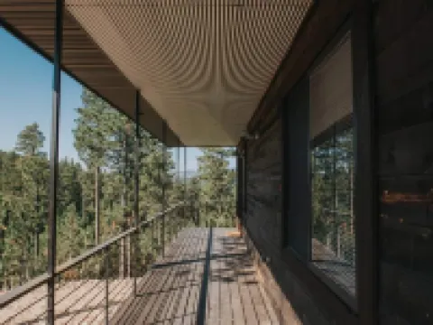 Sunset Ridge Cabin Hotels in Lead