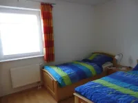 Bright and friendly apartment for 4 p. With 2 bedrooms, terrace / garden