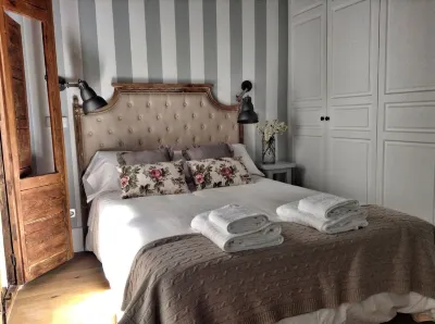 La casica de la Botica (6 Pax) Casa Santiago 19 Hotel in zona Plaza de Cervantes
