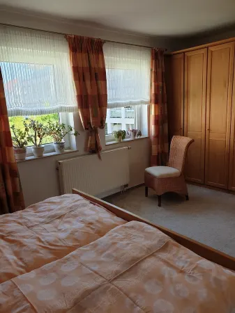 Große Doppelhaushälfte, Nahe der Alten Elbe, Getec Arena, Hundertwasserhaus Отели рядом с достопримечательностью «Kloster Unser Lieben Frauen»