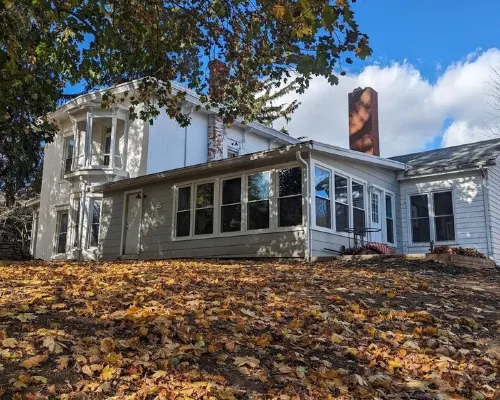Quiet pet friendly country home a few miles from Lake Erie & Cedar Point Hotels in Berlin Township
