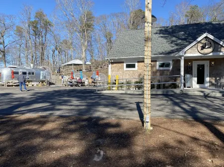 Coastal Cape Hideaway - Outdoor Shower & Fire-Pit!