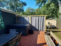 Stunning lake view oasis! A spacious place to make new memoriesHotTubHeaven