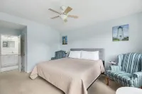 Spacious 2 Bed2 Bath Guest Suite Apt with HOT TUB and EV Charging