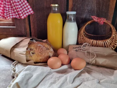 Rustic Early Settlers Cottage with incredible views Отели в г. Бодесерт