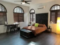 Hotel Room in Historic Buena Vista - 6Z Hotels in Mimo