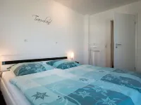 Luxury penthouse with large roof terrace, beach location, sauna & fireplace! Hotels in GroBenbrode