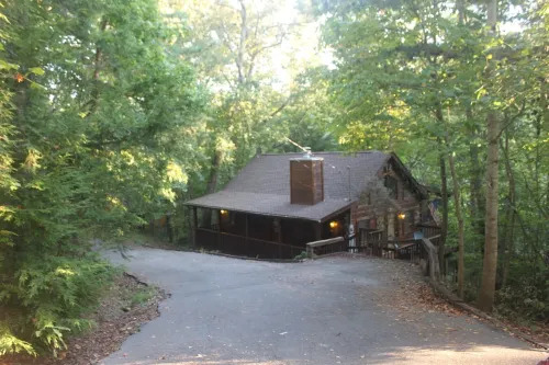 Cozy Cabin Near Pigeon Forge