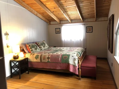 Enjoy all the Adirondacks have to offer! 제이 호텔