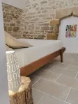 Studio Spacieux de Caractère